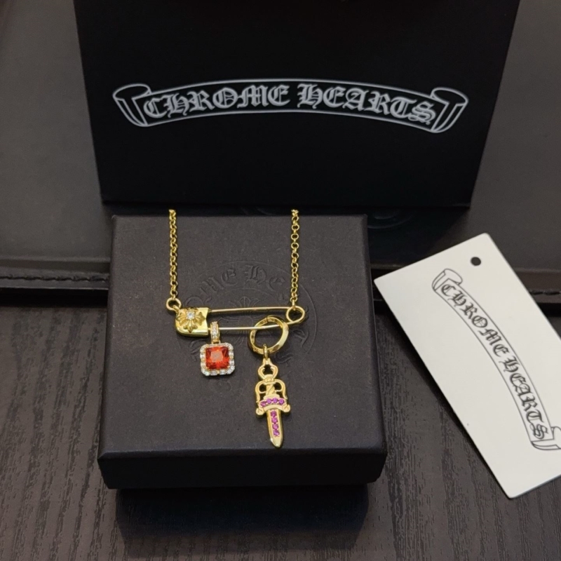 Ch*0me He**ts necklaces